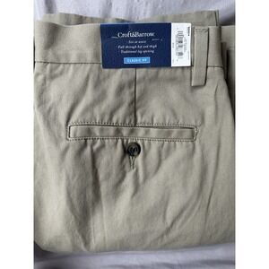 Croft And Barrow Easy Care Khaki Pants Size 33x32‎ Pleated Classic Fit